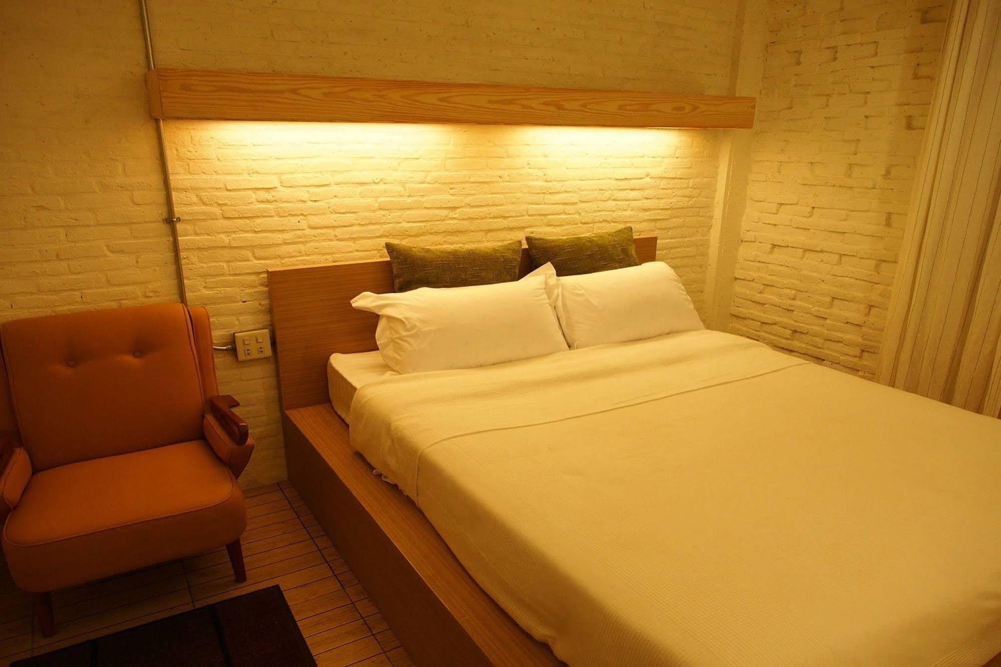 Srinual Lodge Nan Luaran gambar