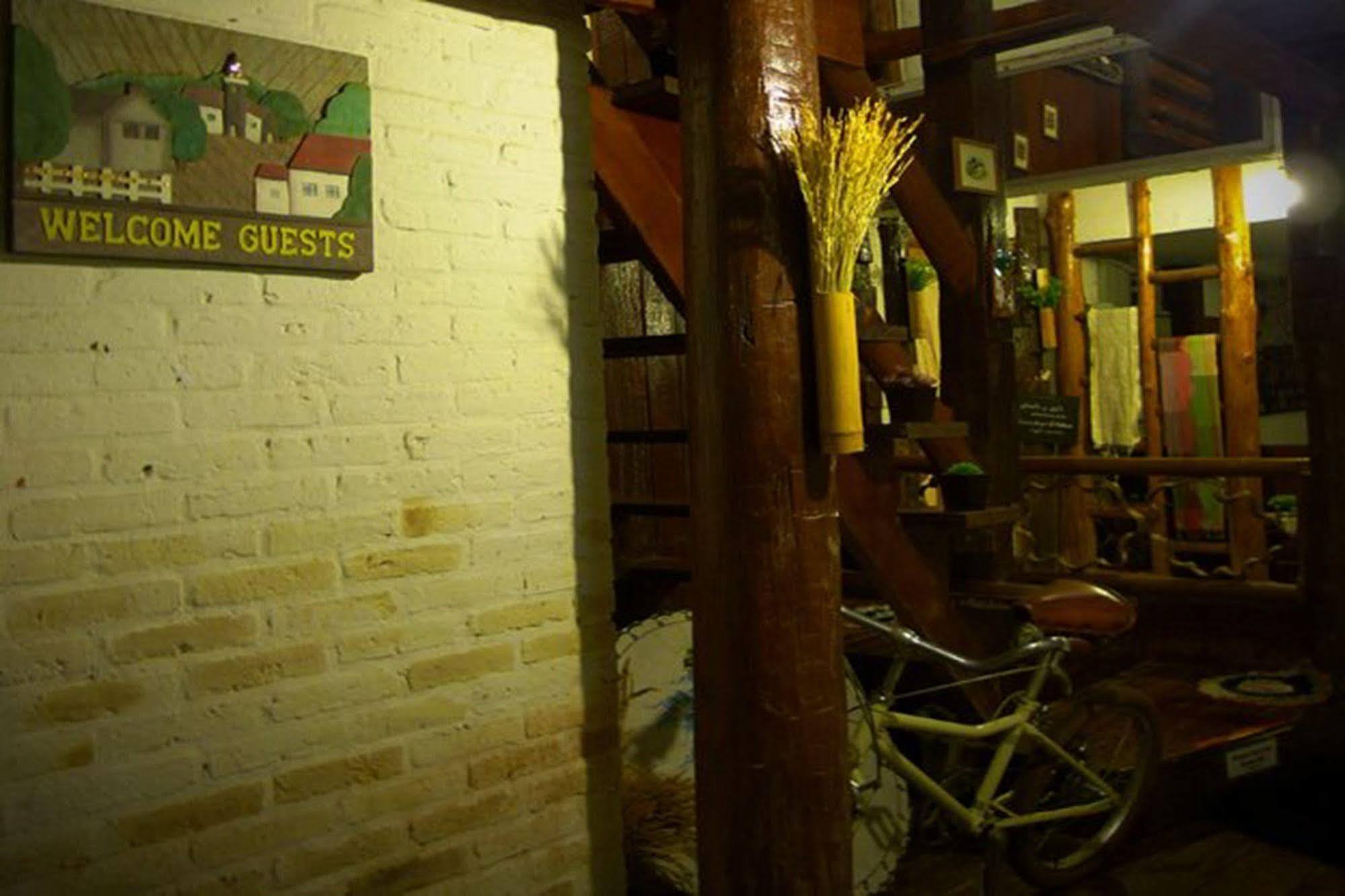 Srinual Lodge Nan Luaran gambar